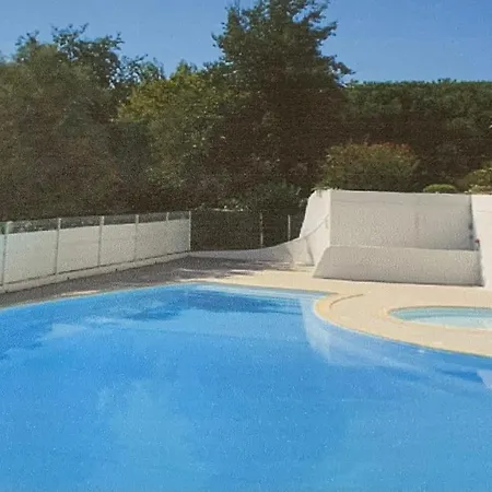 Apartment Studio Cabine Dans Avec Piscine *
