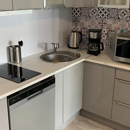 Apartment Studio Cabine Dans Avec Piscine *