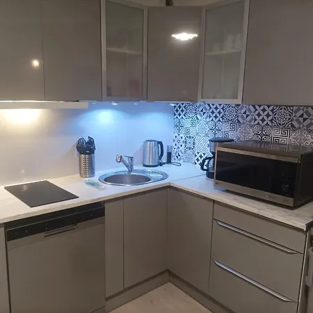 Apartment Studio Cabine Dans Avec Piscine La Grande-Motte